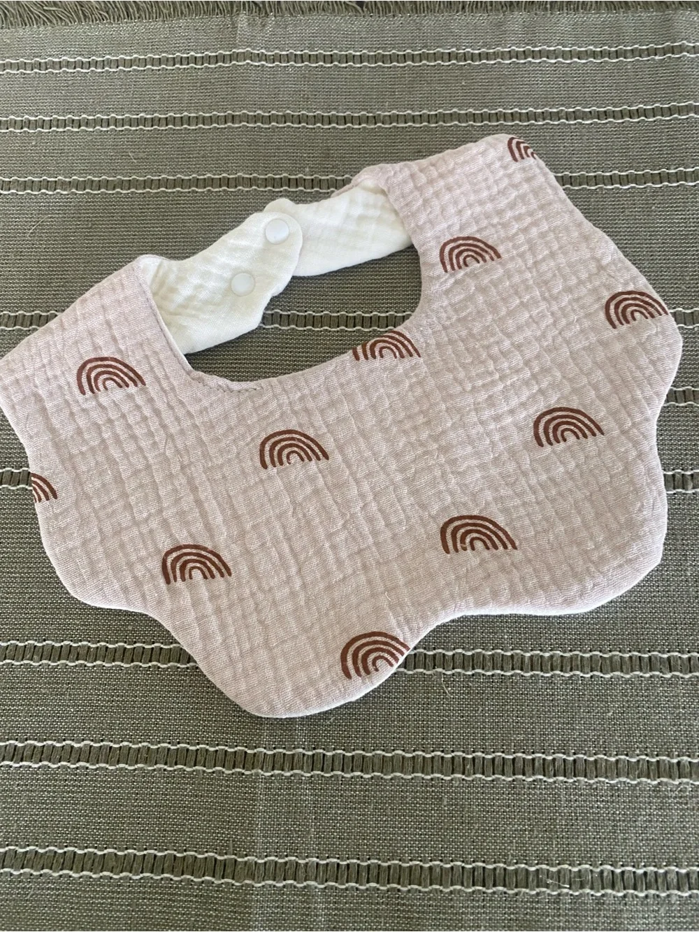 BRAND NEW Boho Rainbow Muslin Cotton Bandana Bib, Scalloped Oatmeal